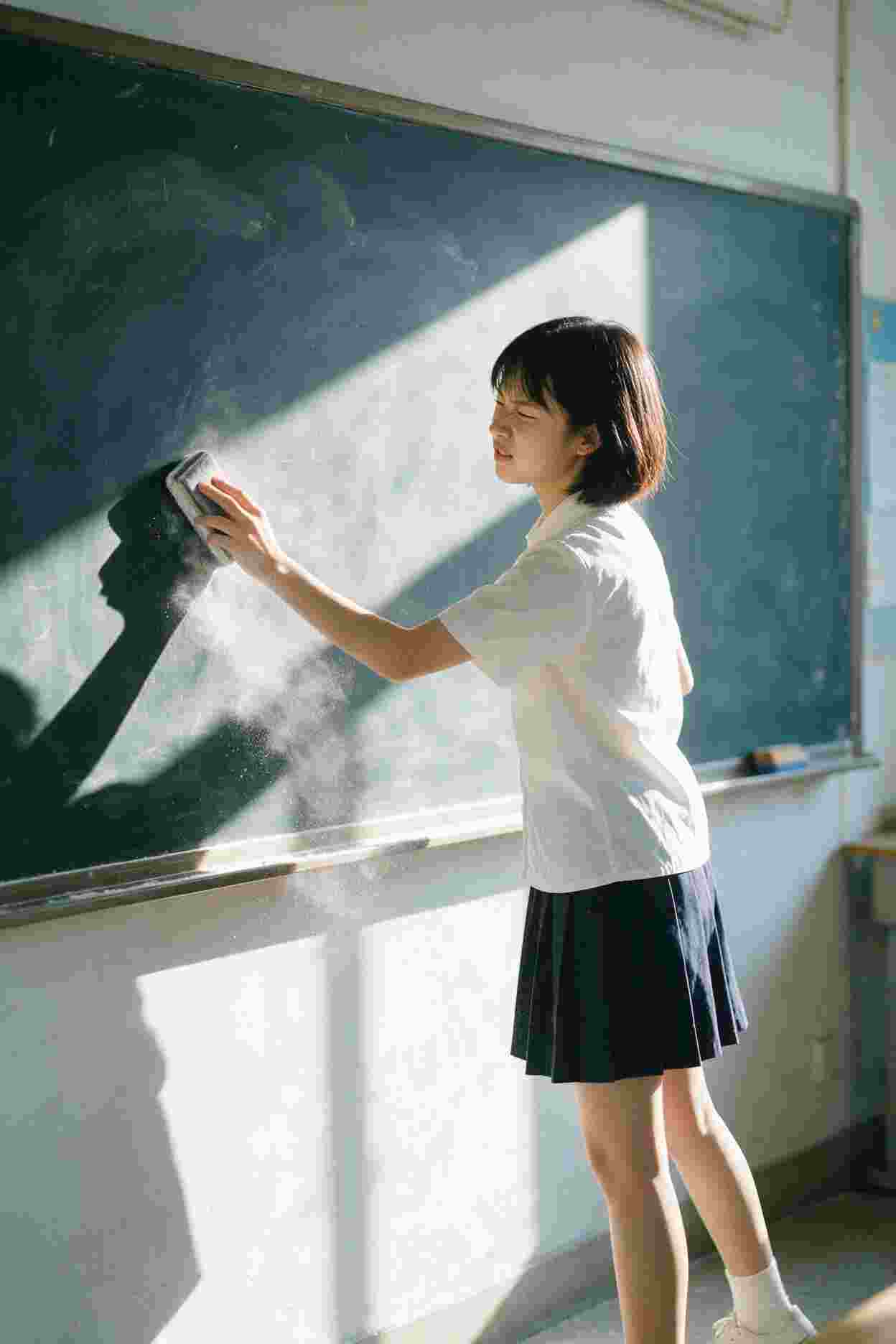 邻家女孩